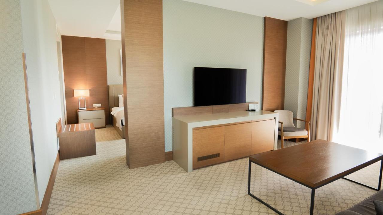 Motel Heksapolis Tavsancil Luaran gambar